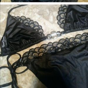 Beach Bunny Swim - Beach Bunny sexy black bikini Beach Bunny Swim - Beach Bunny sexy black bikini